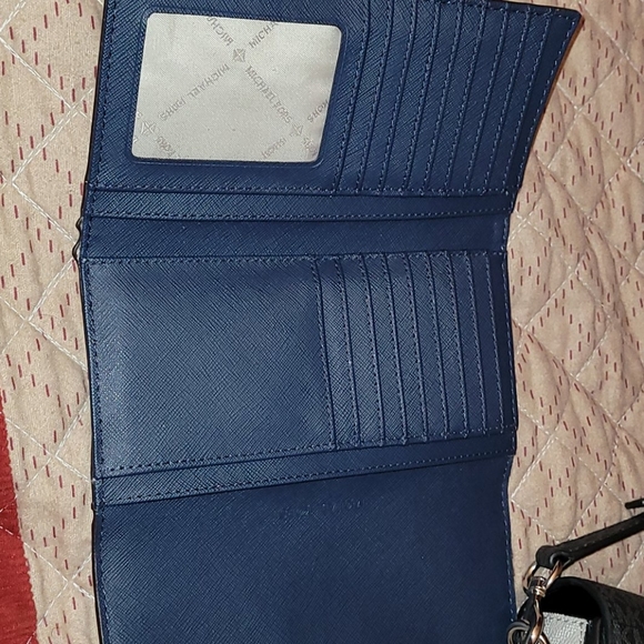 Wallet - Picture 2 of 3